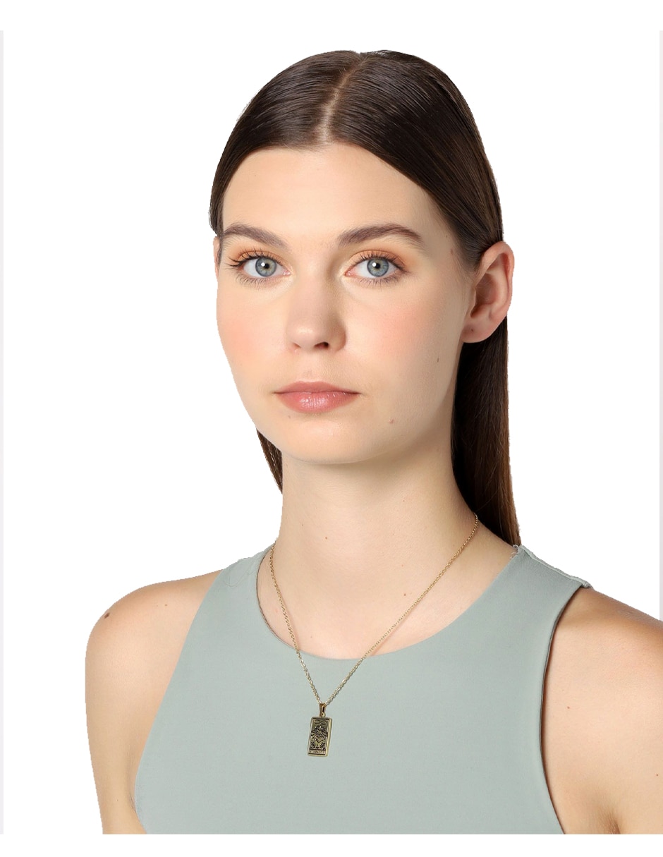 Collar con dije 2