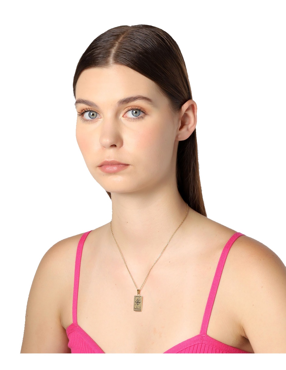 Collar con dije 2