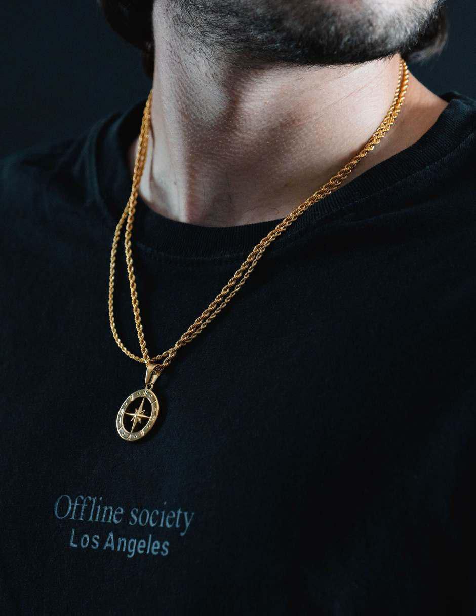 Collar de estrella de baño de oro 18 K 4