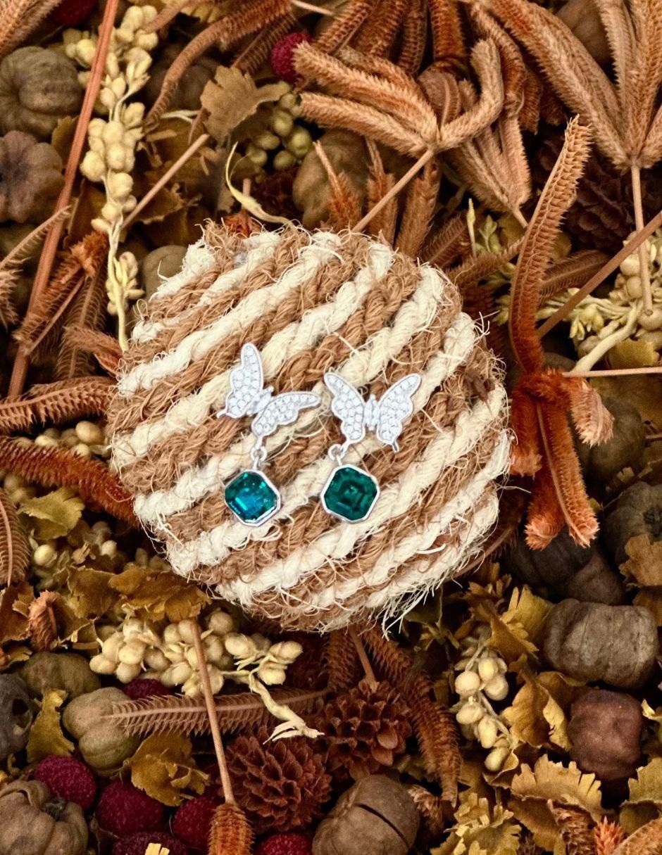 Aretes de mariposa Oporto con acabado brillante cristal 5
