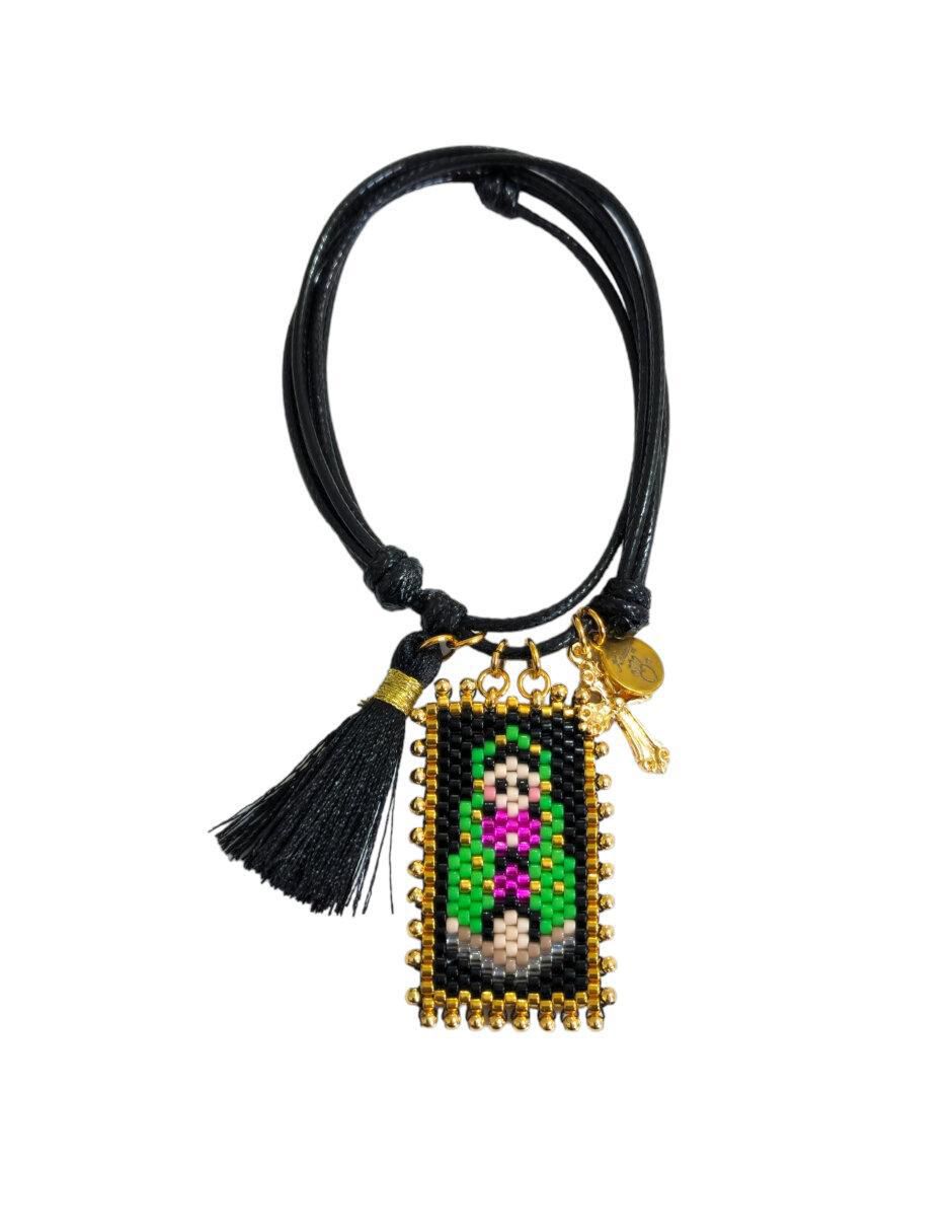 Pulsera con acabado brillante