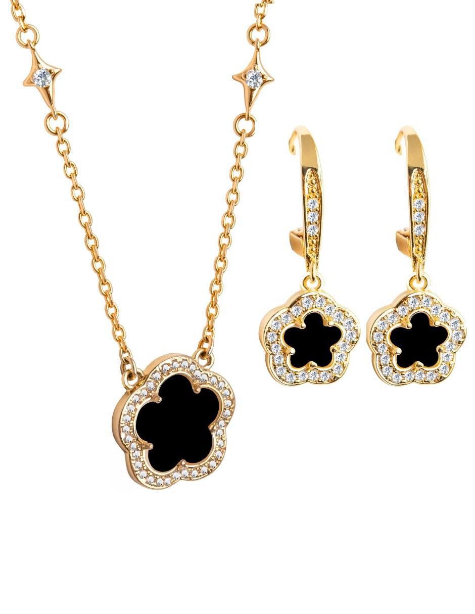 Aretes y collar de trébol Trébol circonita Aretes y collar de trébol Trébol circonita