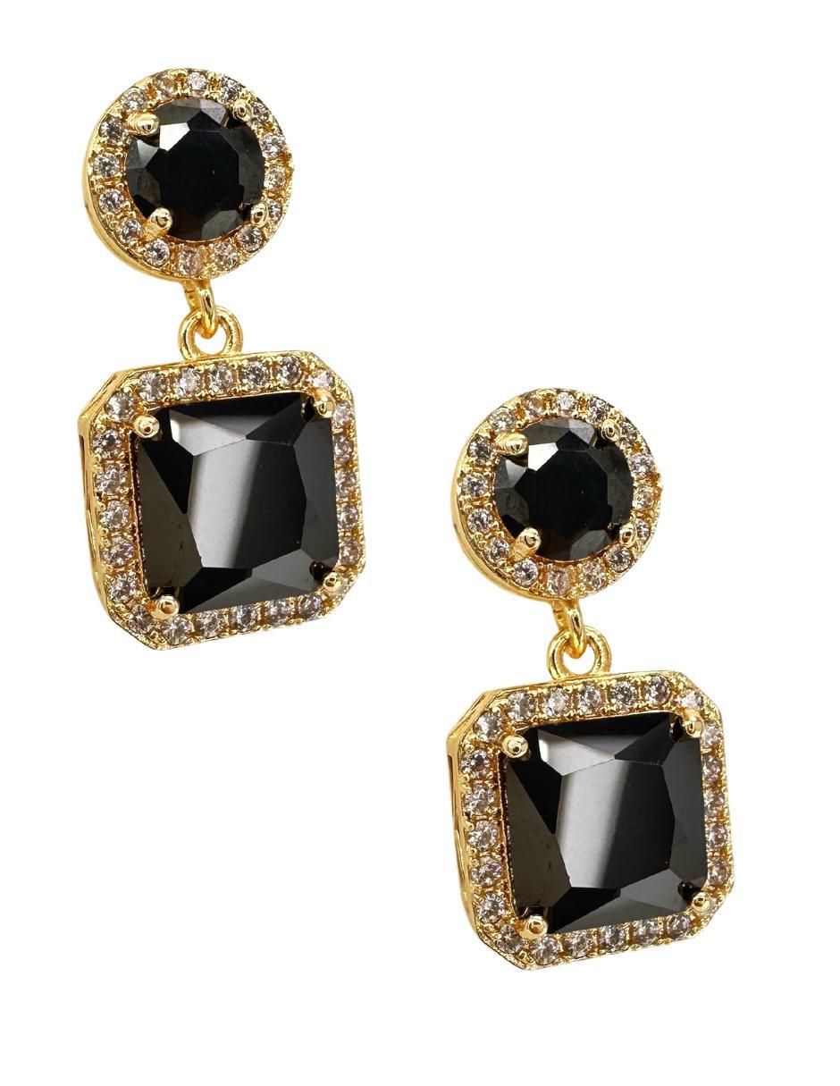Aretes cuadrados con acabado baño de oro circonita Aretes cuadrados con acabado baño de oro circonita