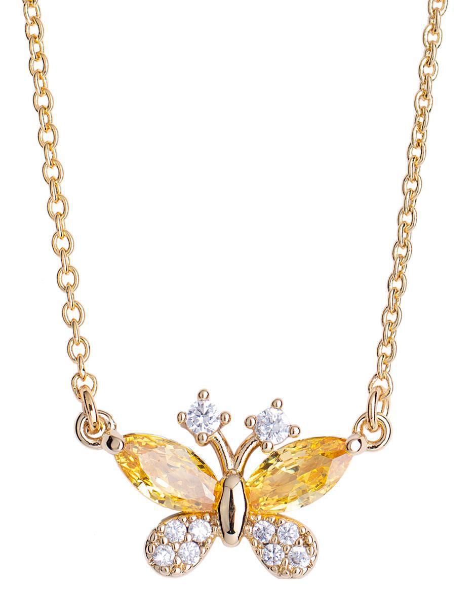 Collar con dije de mariposa