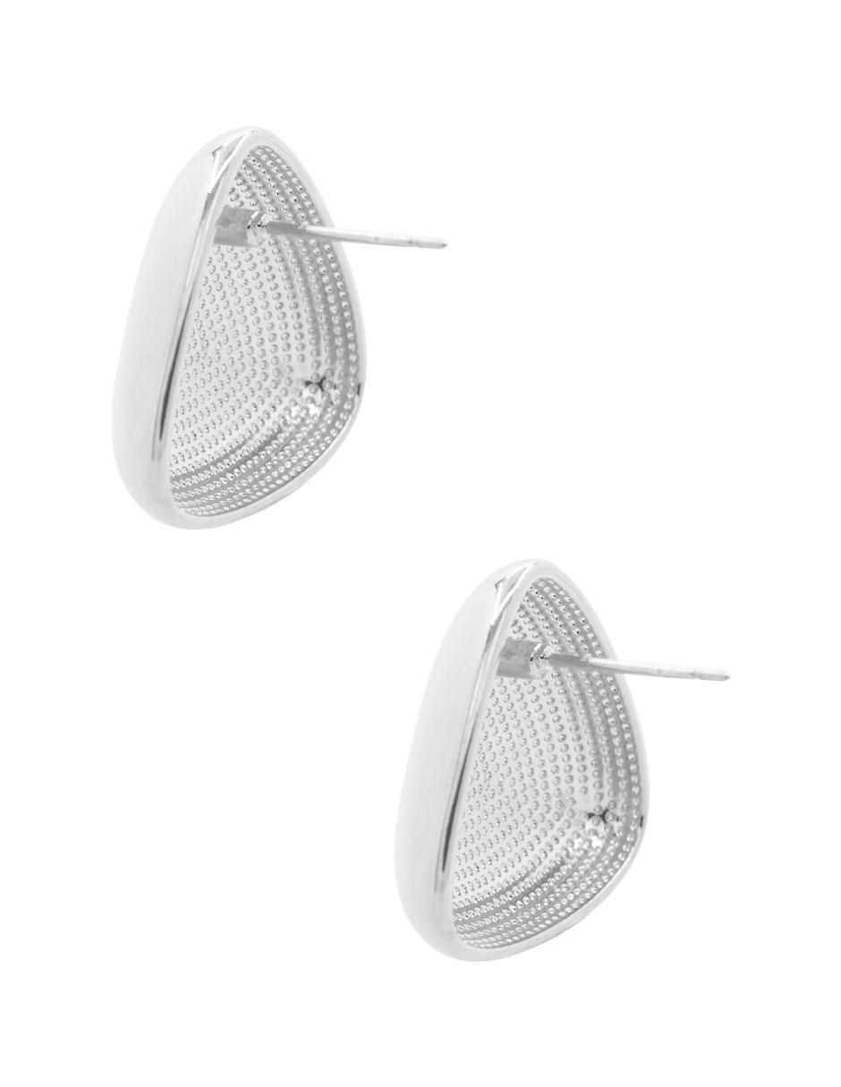 Aretes triangulares con acabado brillante 2