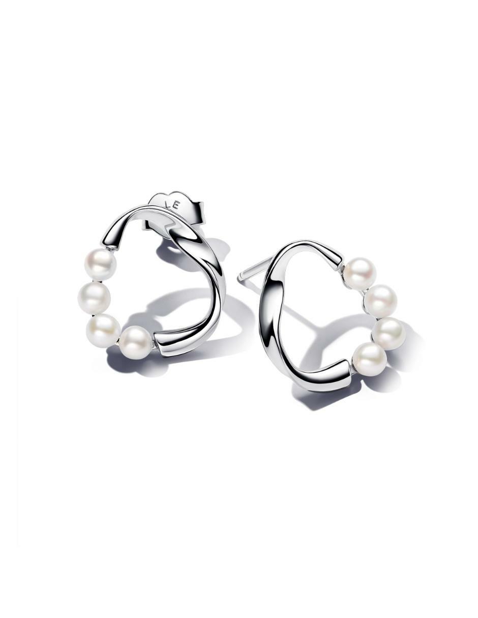 Aretes Essence de plata P 925 con acabado brillante perla
