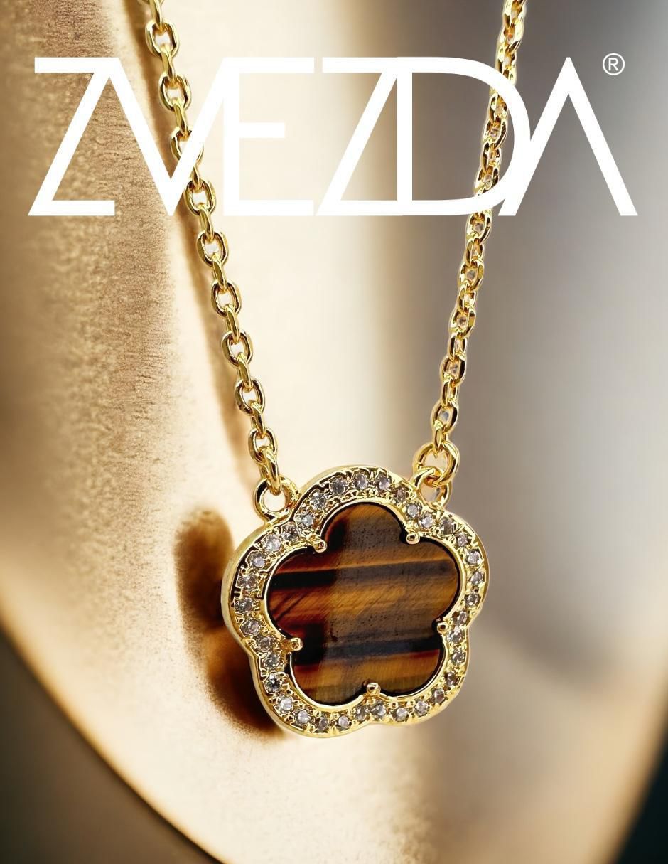 Aretes, collar y pulsera "de (si aplica)" trébol zvezda trébol sin temática "de" metal sin kilataje circonita