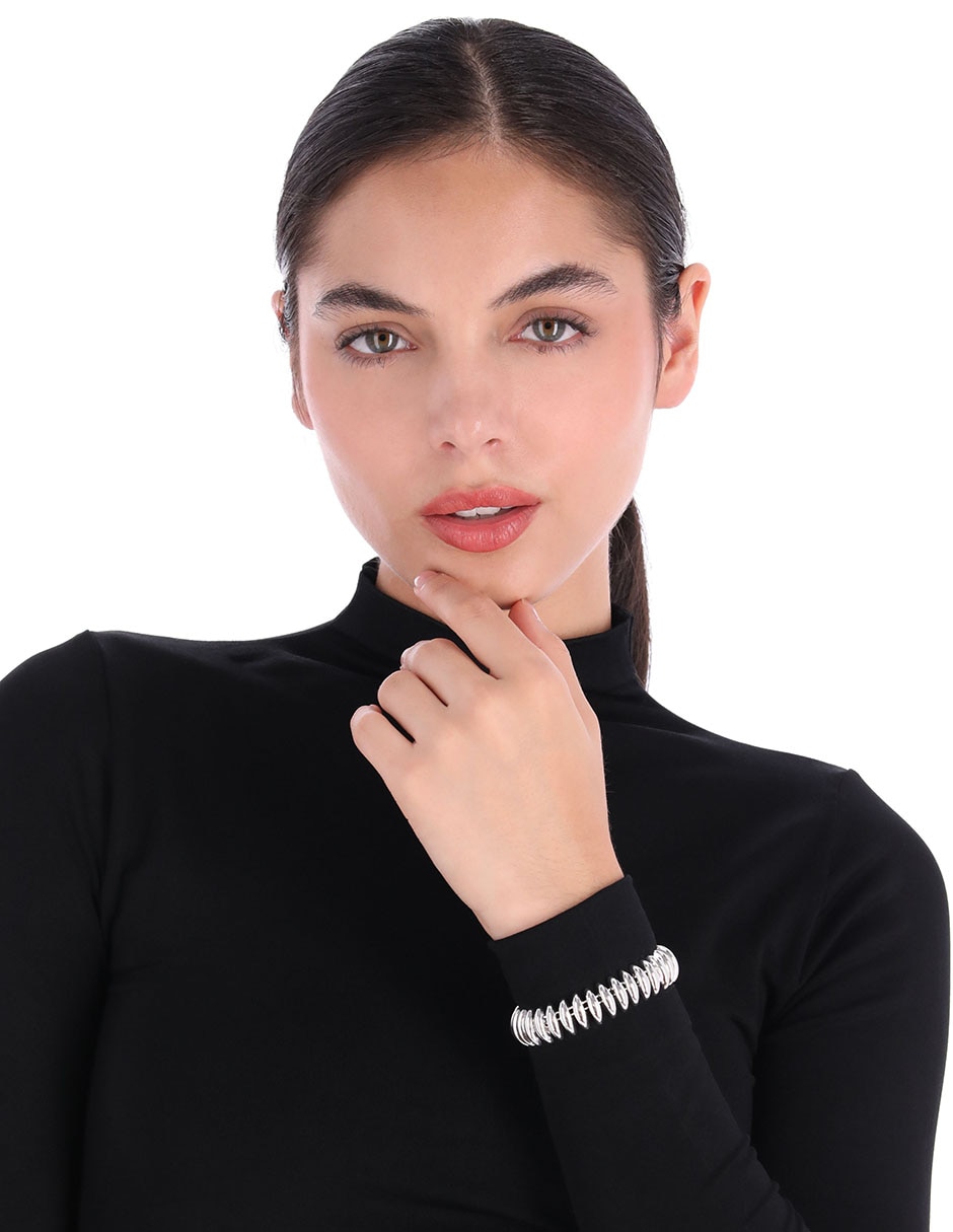 Pulsera con acabado pulido 4