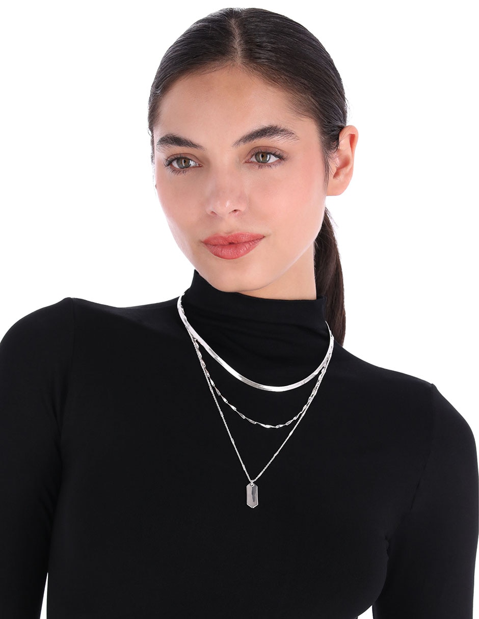 Collar de varios hilos Feb Metal & Social Updates 3