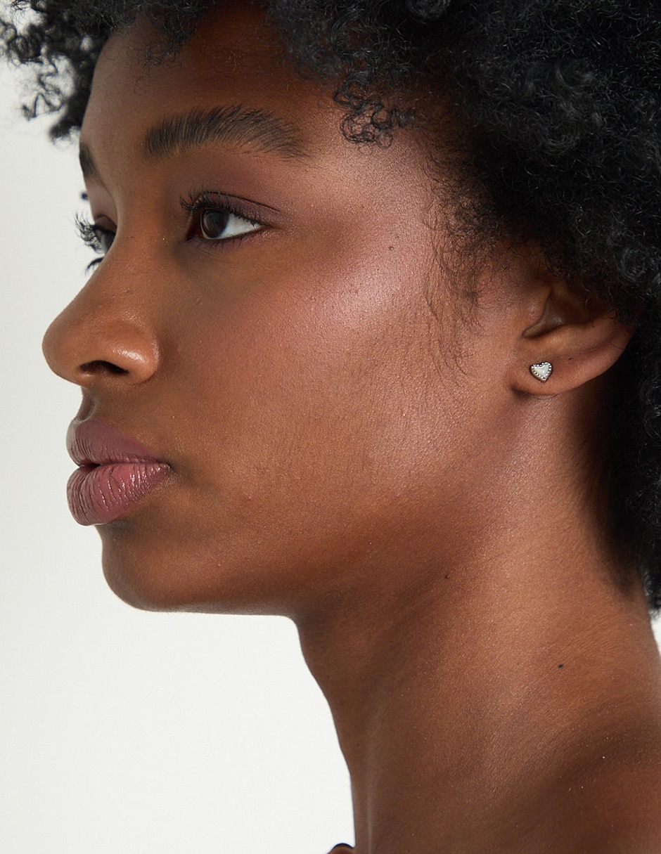 ARETES DE CORAZÓN AR, SIN TAMAÑO, BLANCO