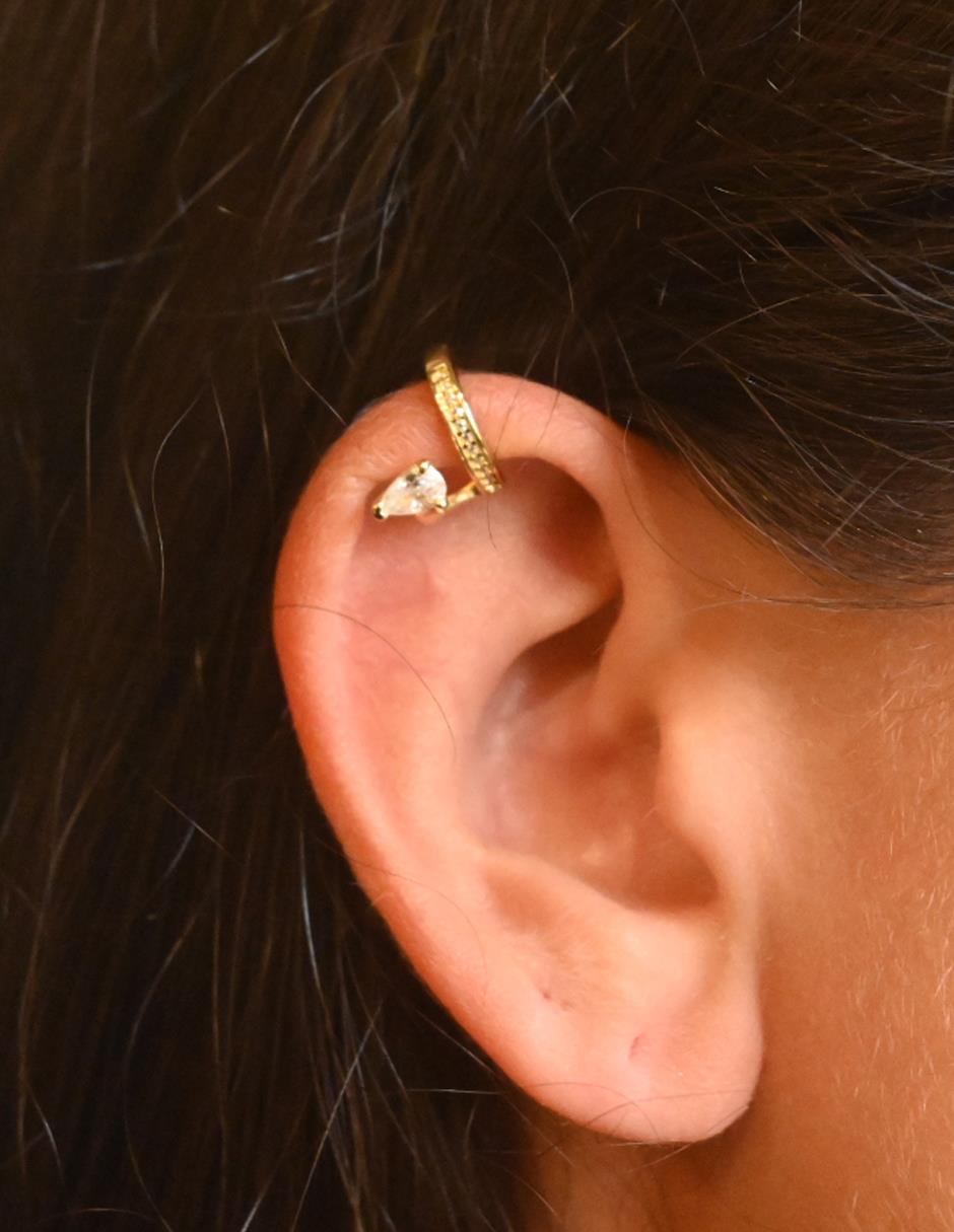 Aretes de plata P 925 con acabado baño de oro zirconia 3