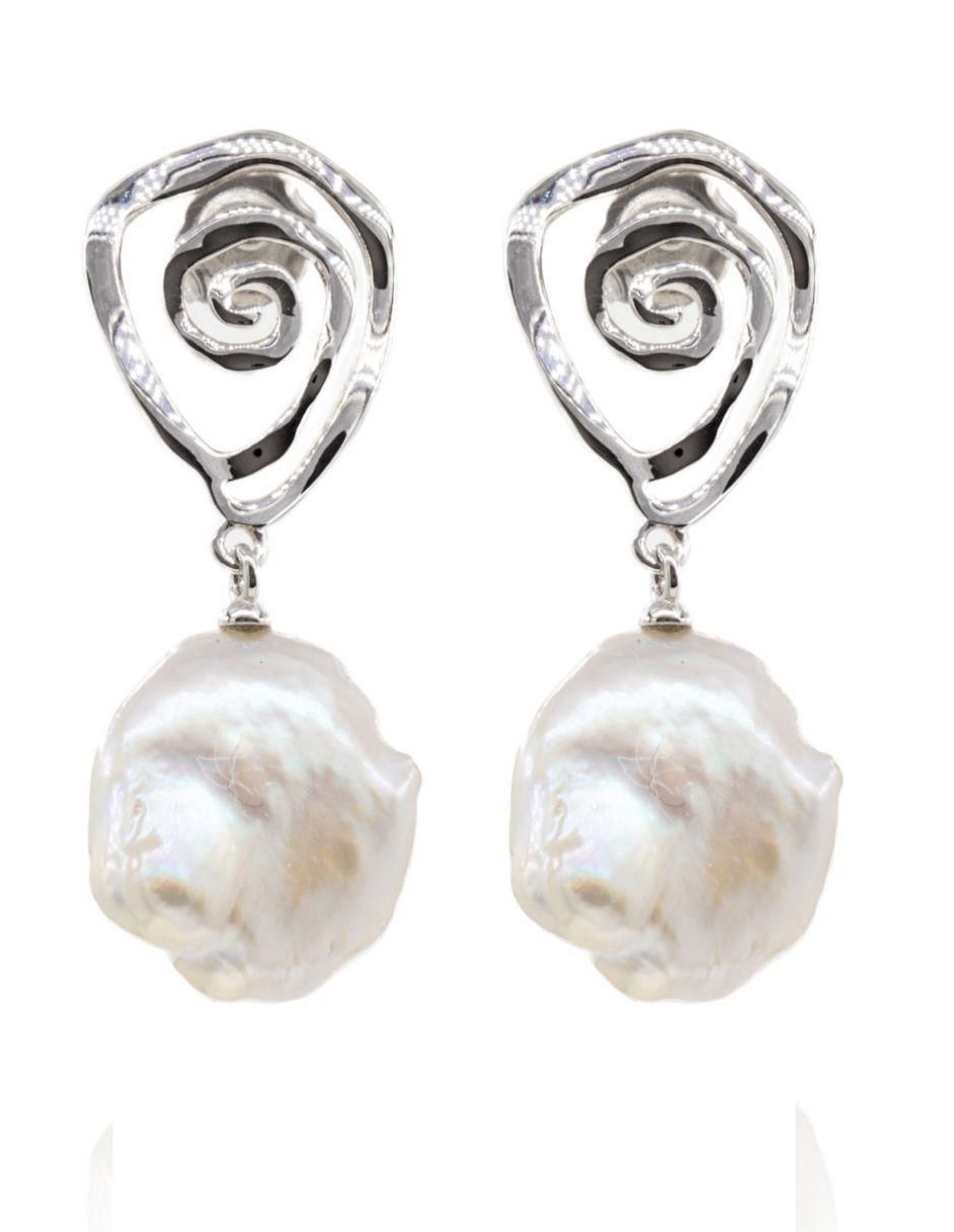 Aretes de plata P 925 con acabado baño rodio perla Aretes de plata P 925 con acabado baño rodio perla