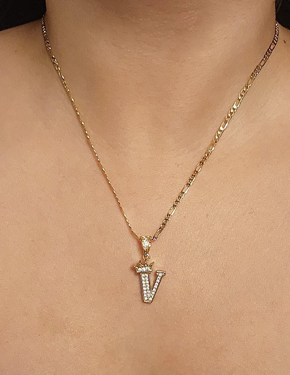 Collar con dije de letra v Letras de oro laminado 10 K 2