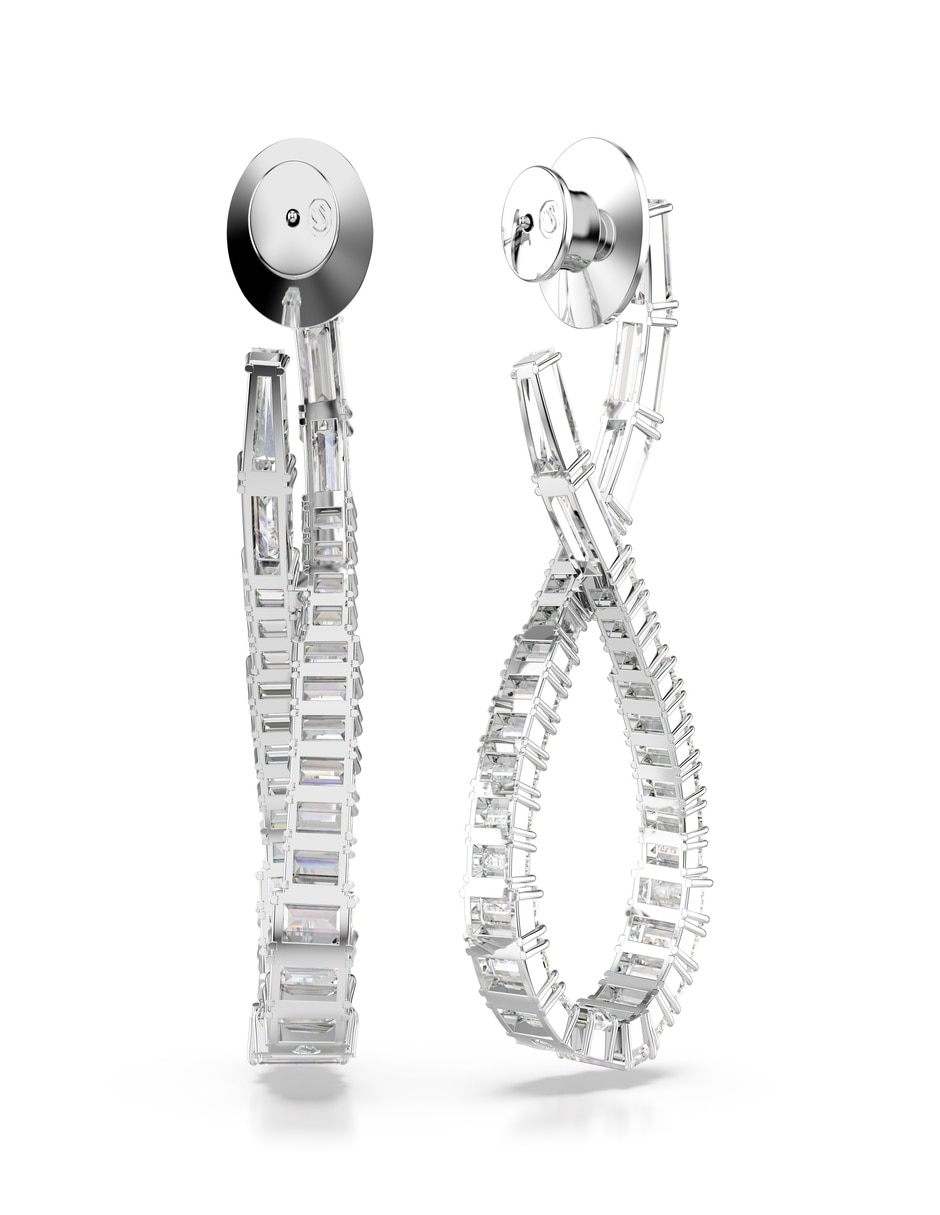 Aretes de infinito con acabado brillante 3