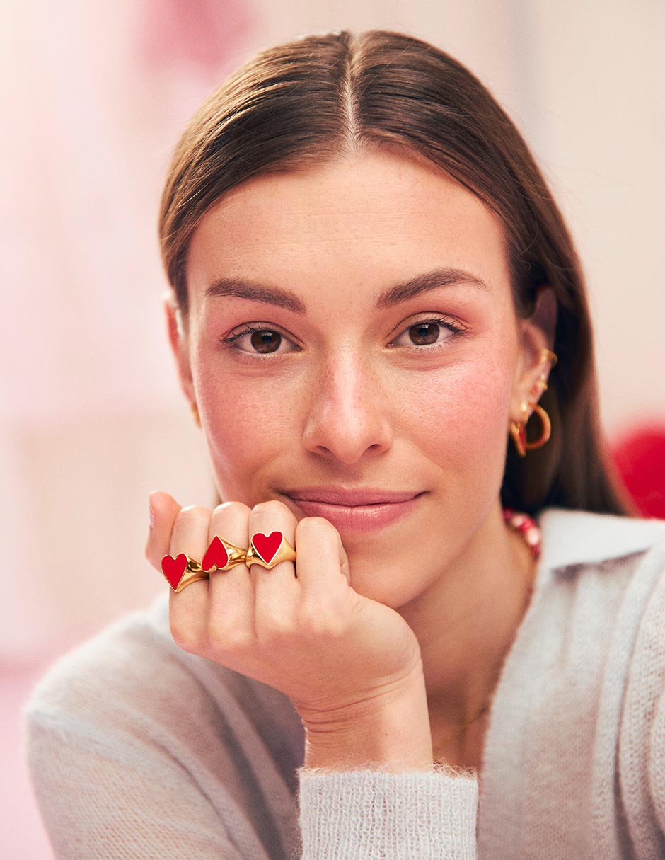 Anillo de corazón Continuidad con acabado baño de oro 18 k 4