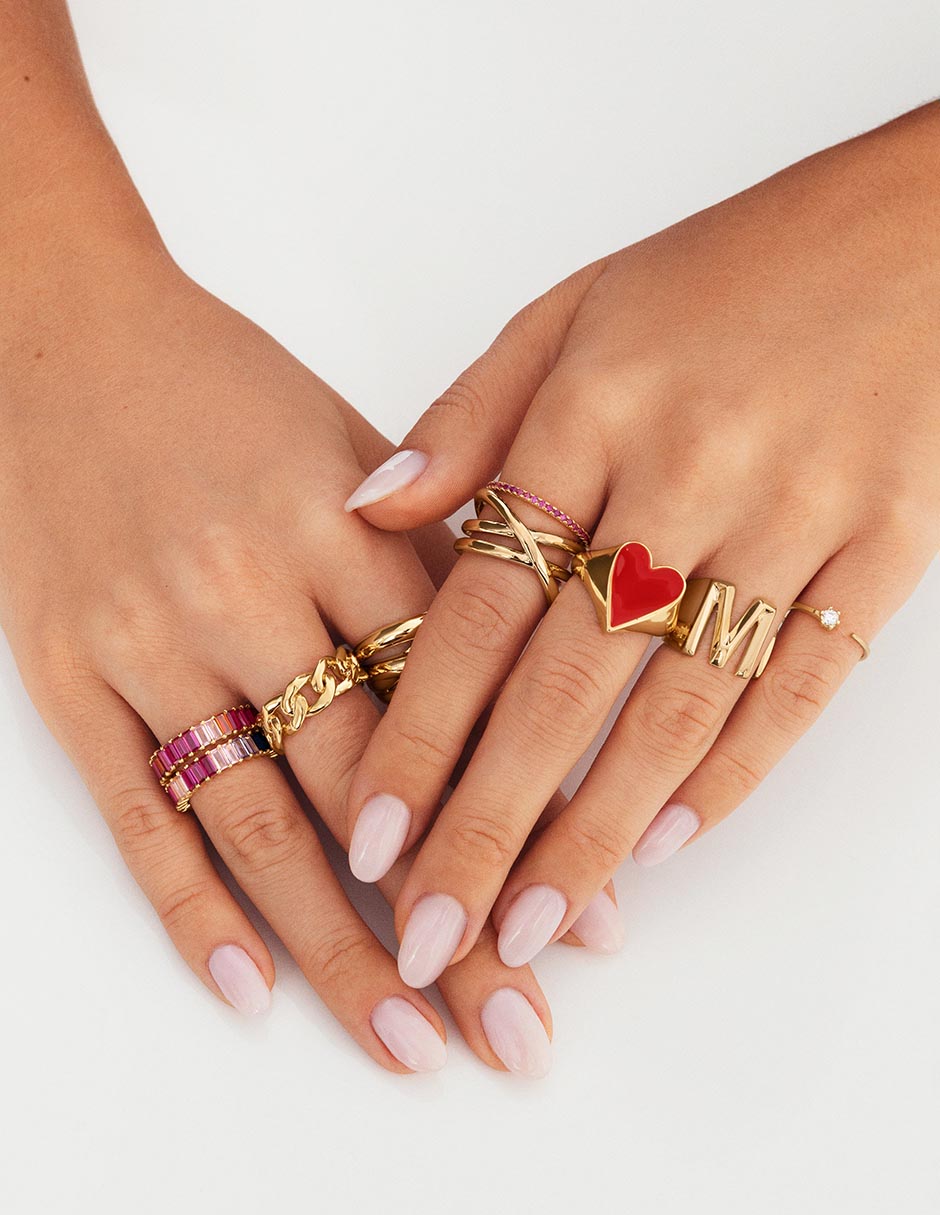 Anillo de corazón Continuidad con acabado baño de oro 18 k 8