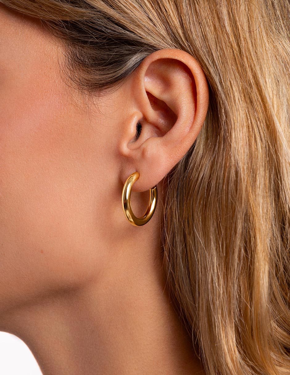 Aros Nairobi con acabado baño de oro 18 K 3
