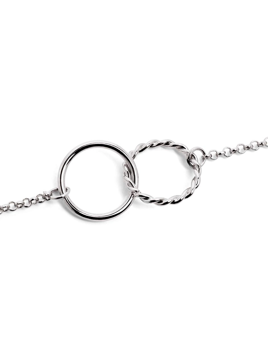 Pulsera Dos Aros con acabado baño rodio 2