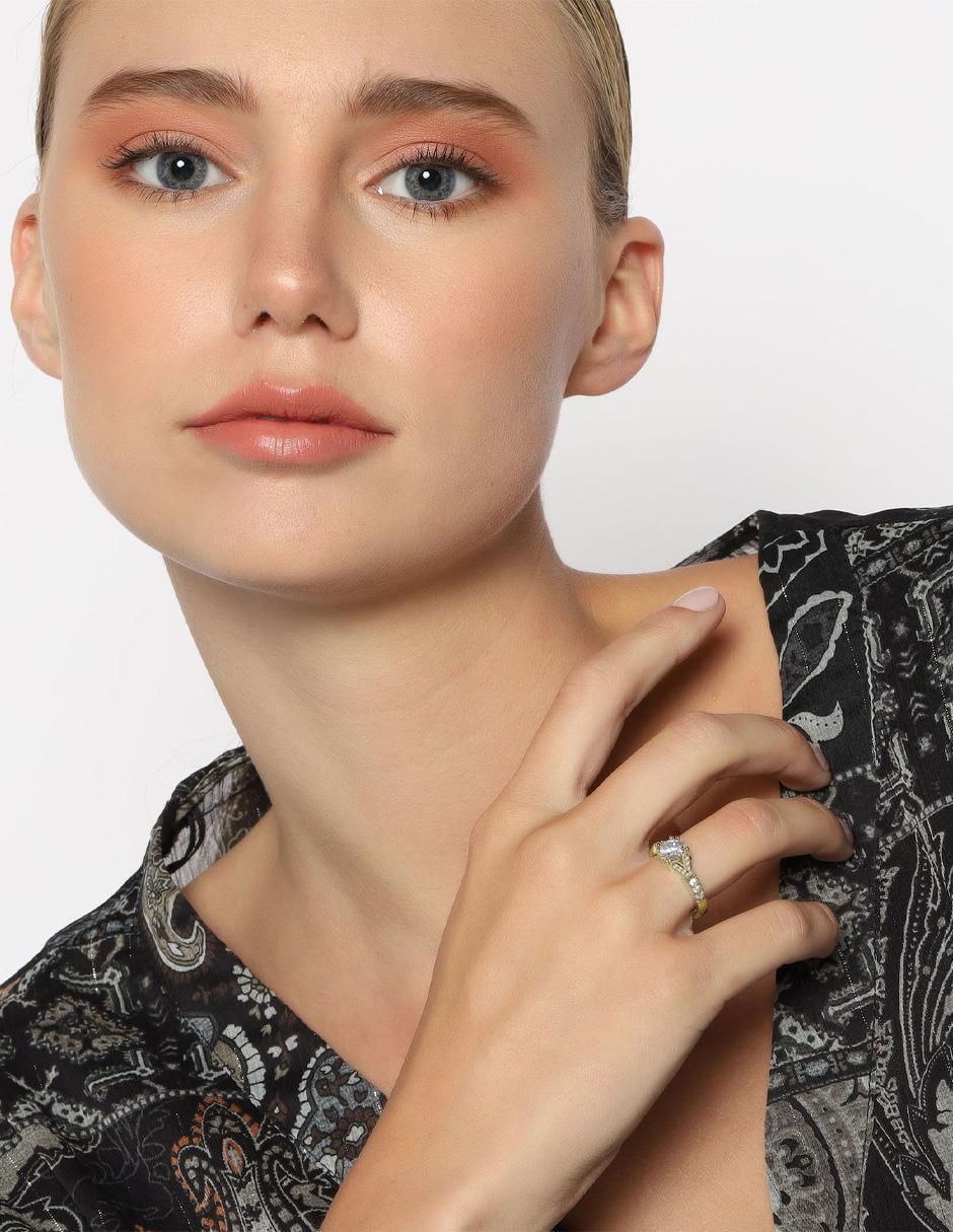 Anillo multi gemas Elegance cristal con acabado baño de oro 4