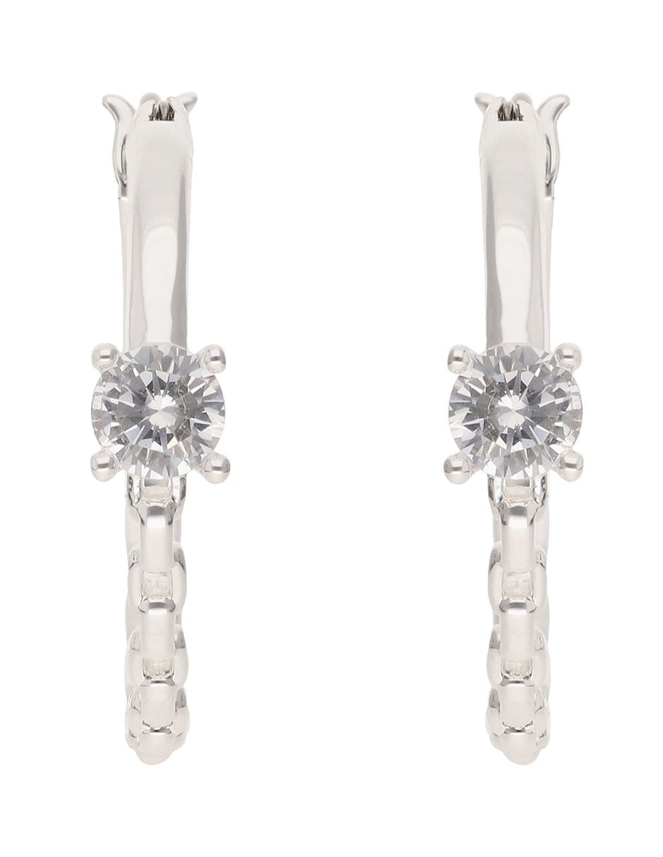 Aretes circulares con acabado brillante zirconia Aretes circulares con acabado brillante zirconia