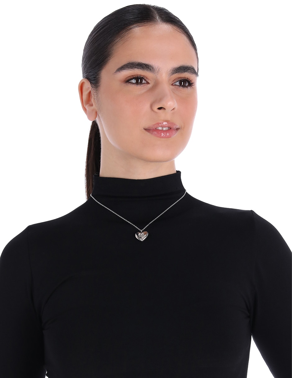 Collar de corazón 3