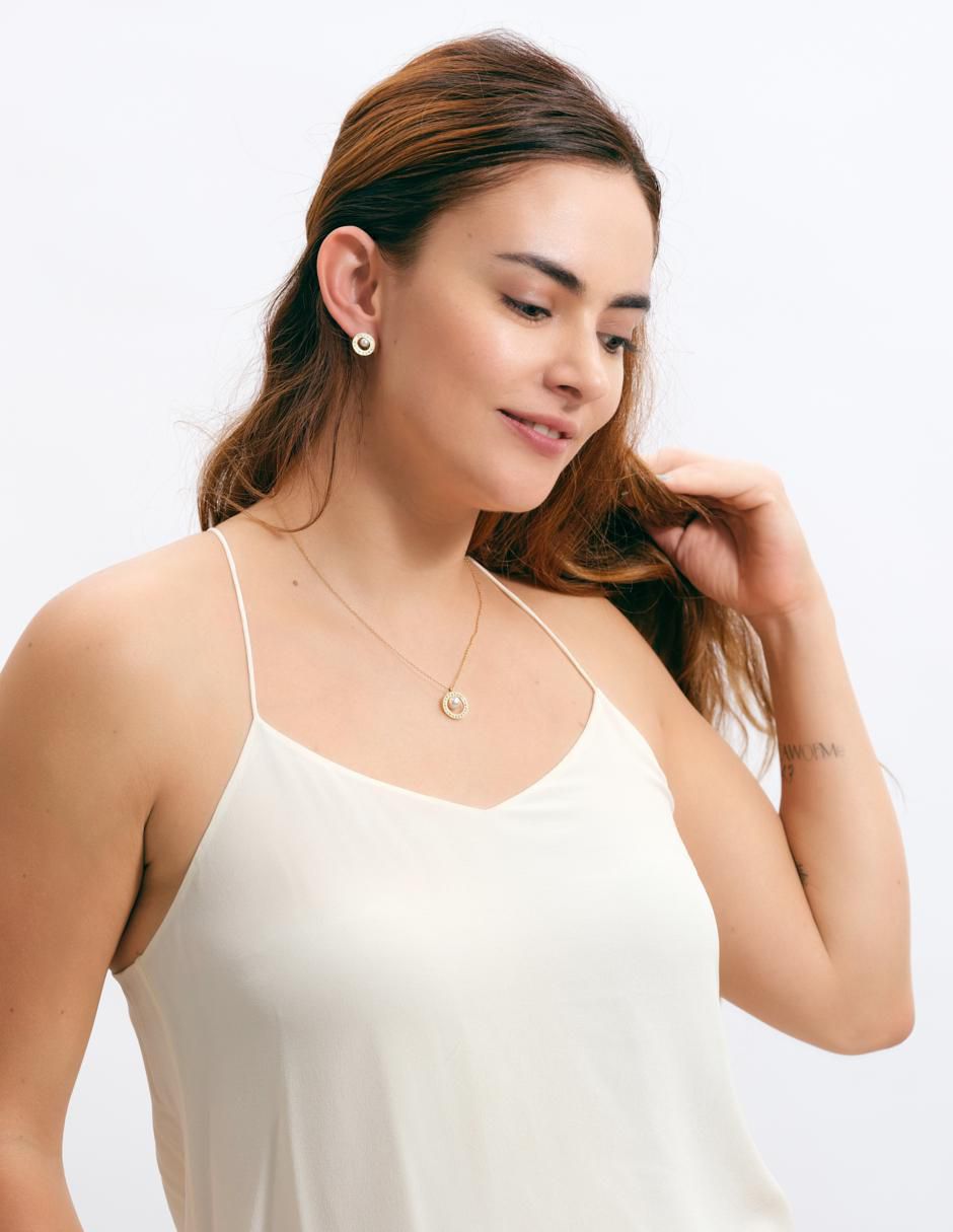 Set de collar y aretes Emy baño de oro 14 K perla 2
