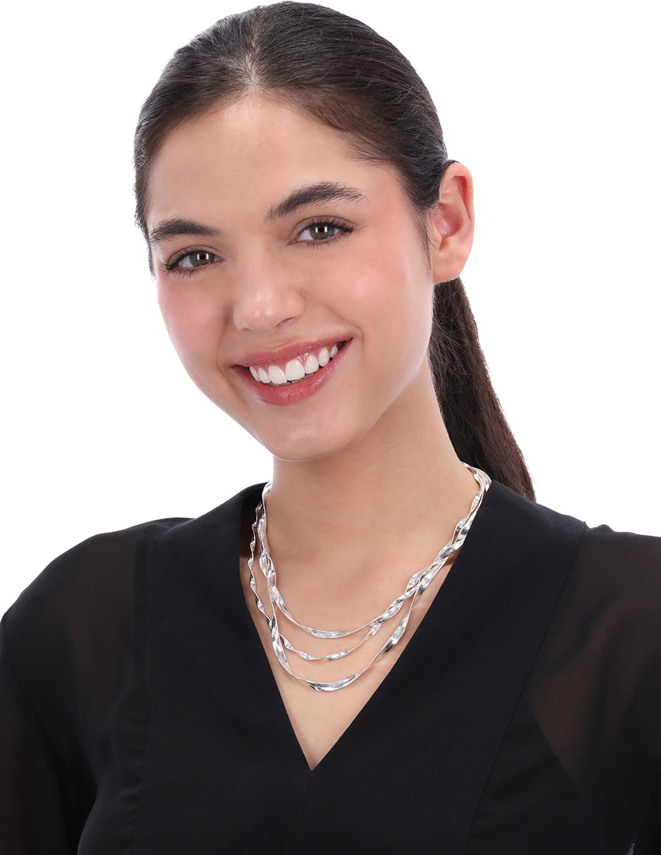 Collar de varios hilos 3