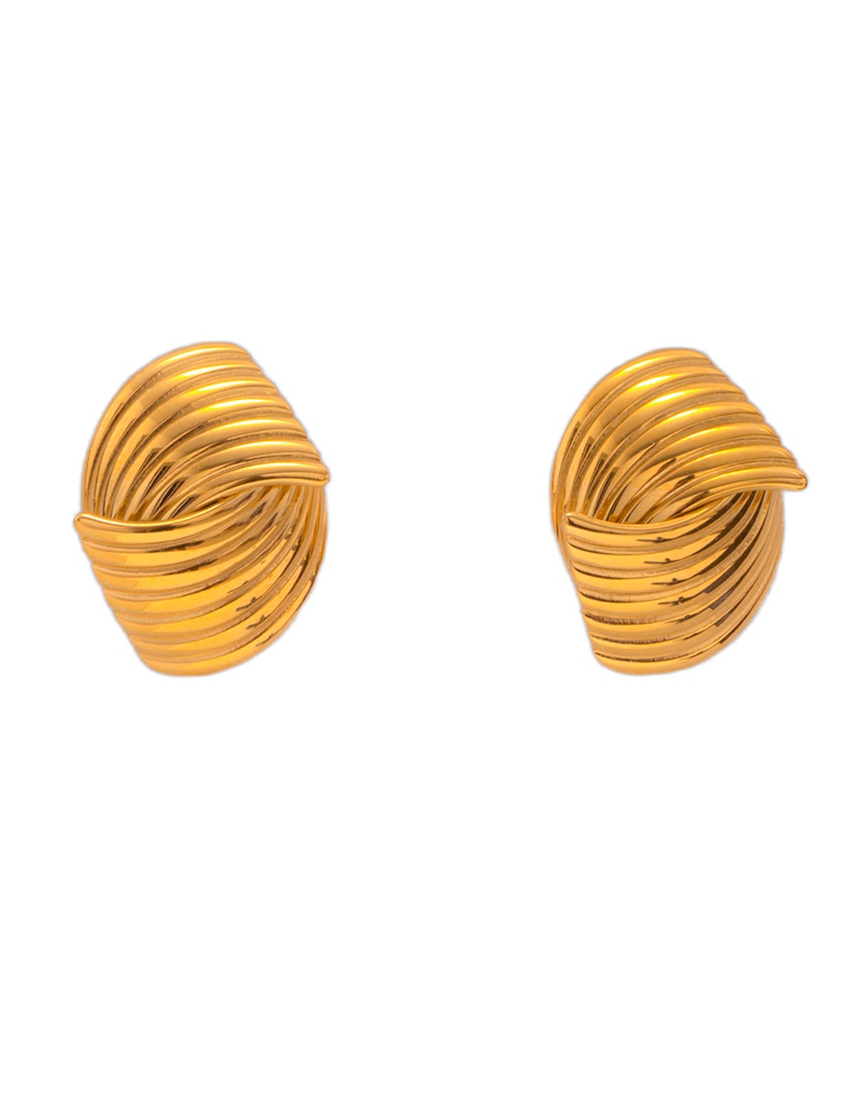 Aretes con acabado chapa de oro Aretes con acabado chapa de oro