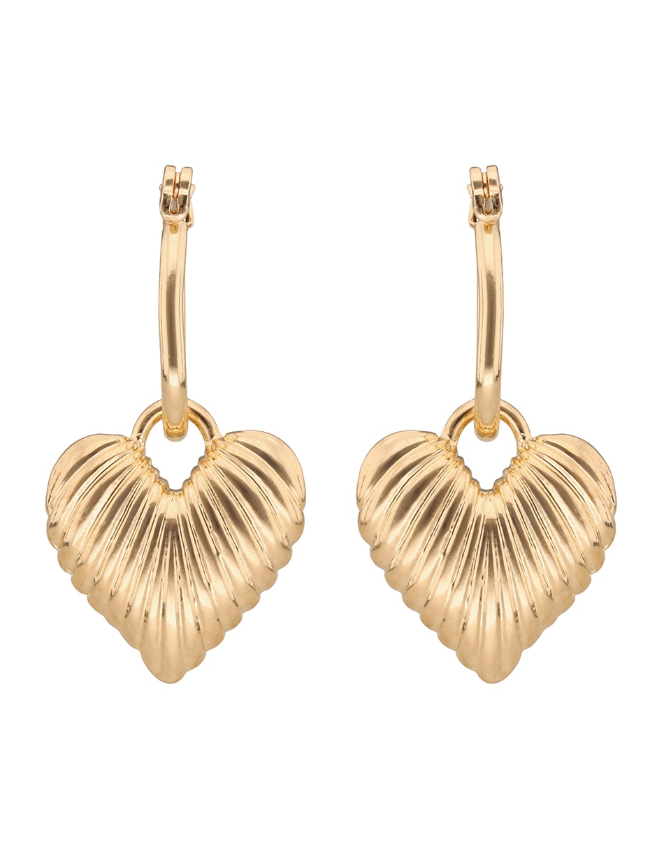 Aretes de corazón Infinity Link con acabado brillante