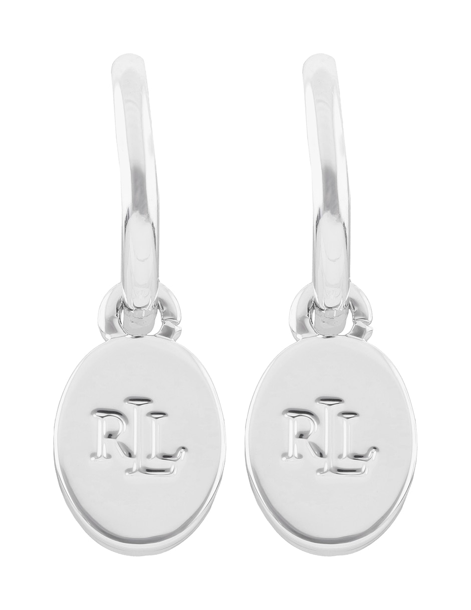 Aretes de óvalo con acabado brillante