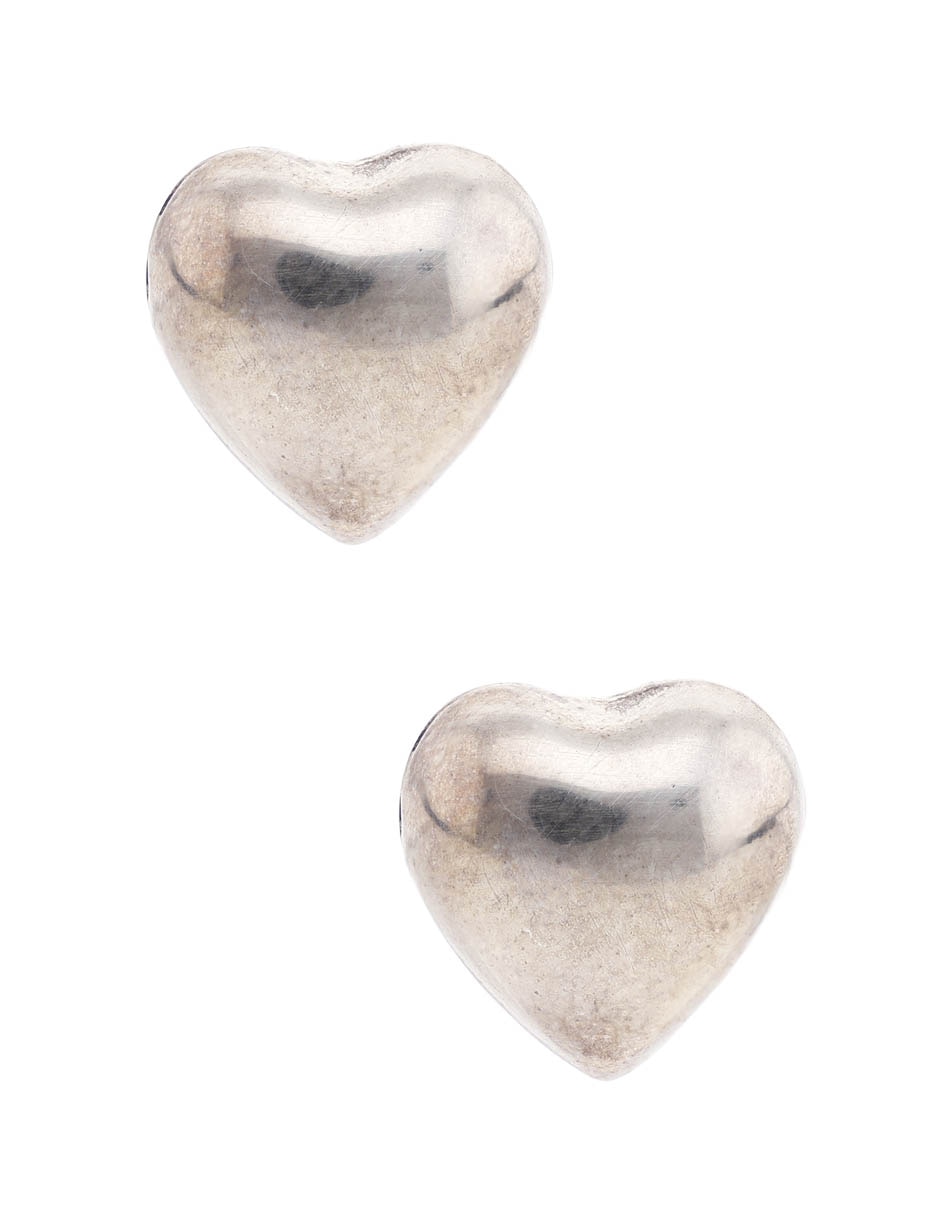 Aretes cortos de corazón de plata P925 con acabado brillante