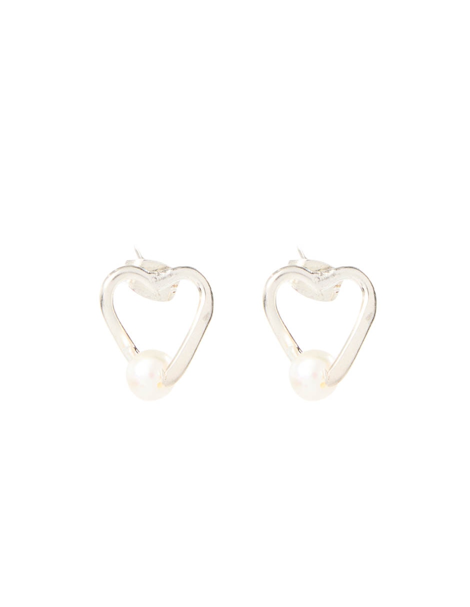 Aretes de corazón de plata P 925 con acabado brillante perla