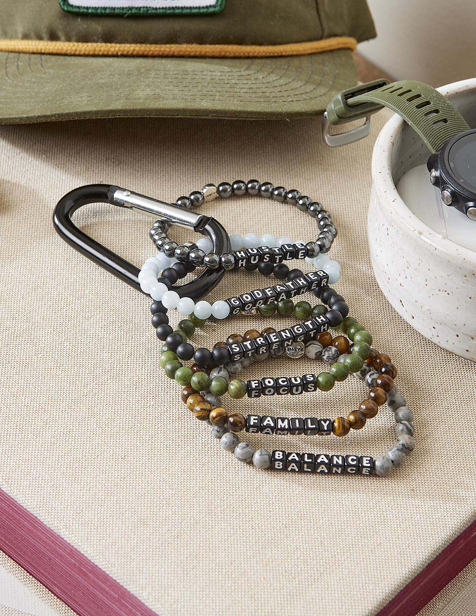 Pulsera Family con acabado chapa de oro 3