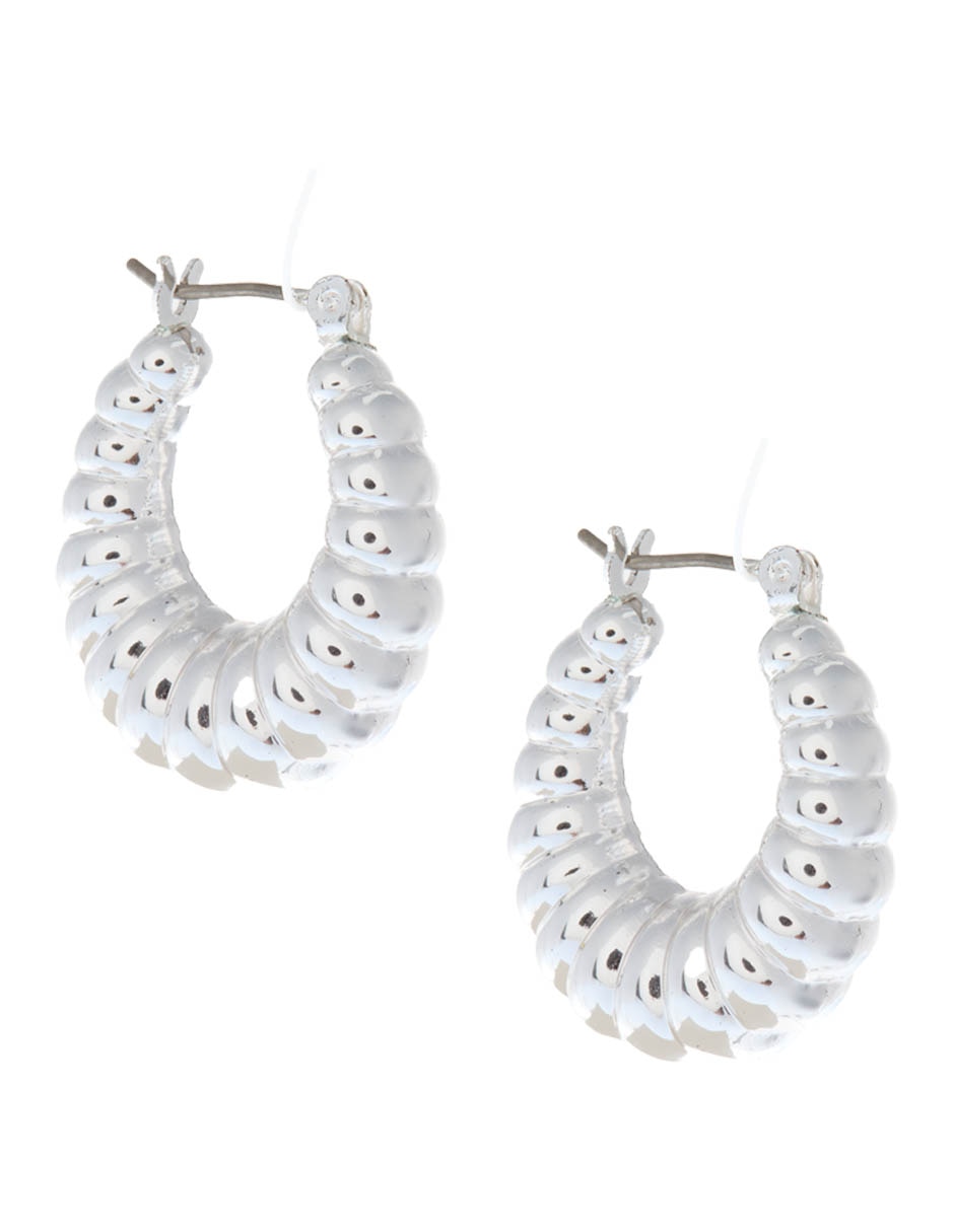 Aretes ovalados con acabado brillante 2