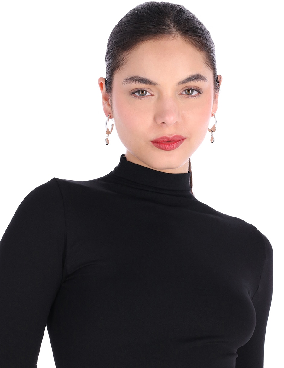 Aretes largos Twisted Crystal Stones con acabado brillante zirconia 3
