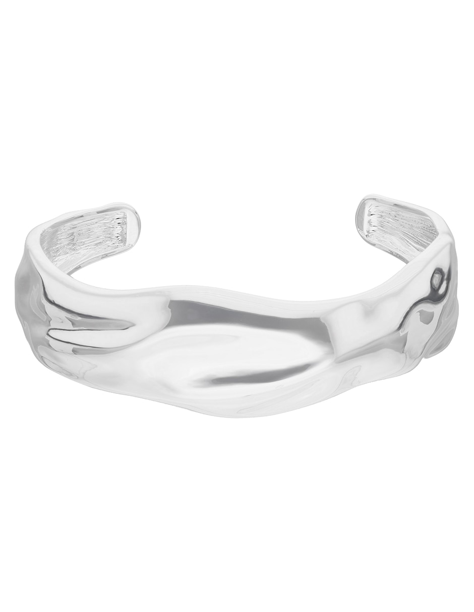 Pulsera con acabado pulido