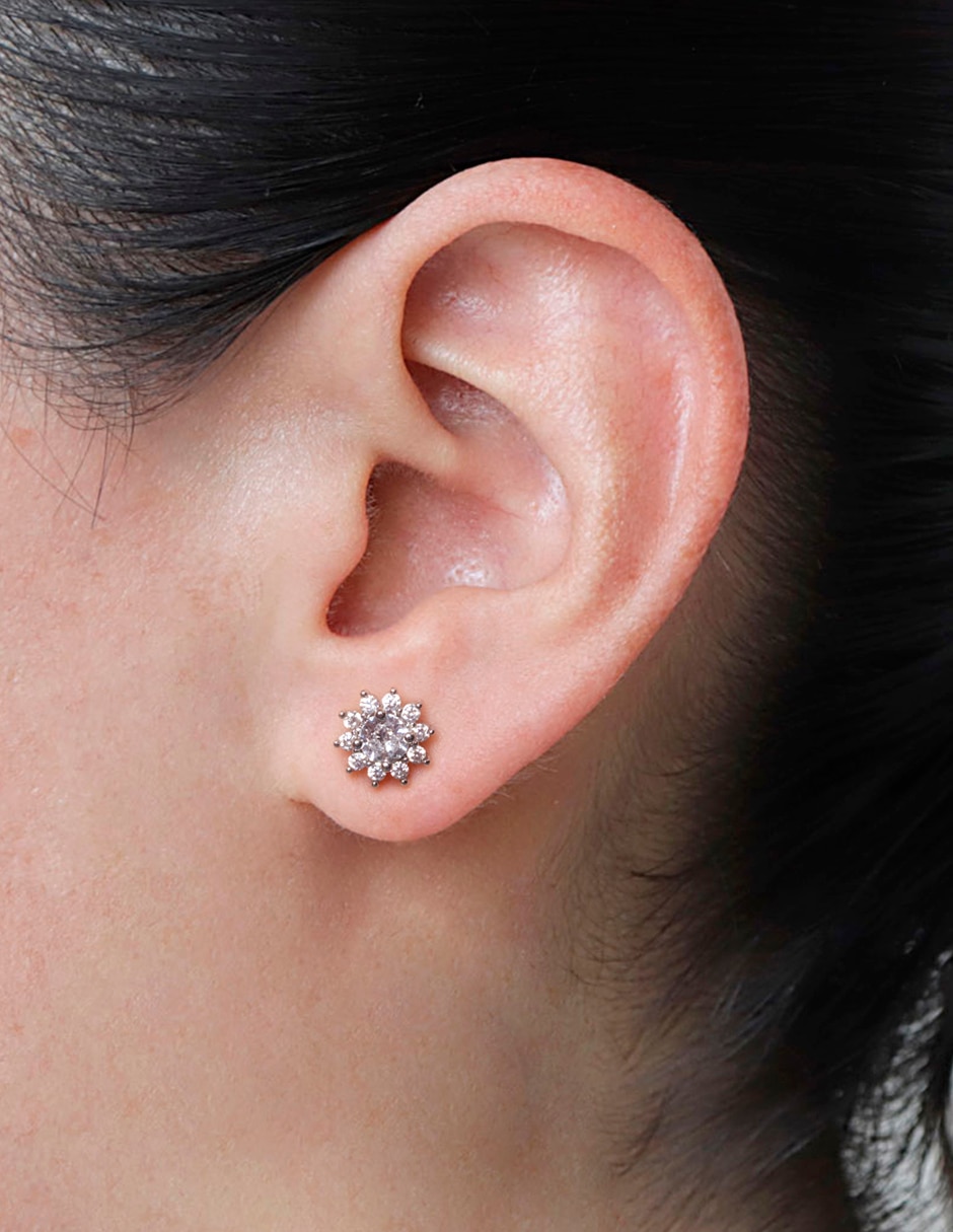Broqueles de flor con acabado pavé zirconia 4