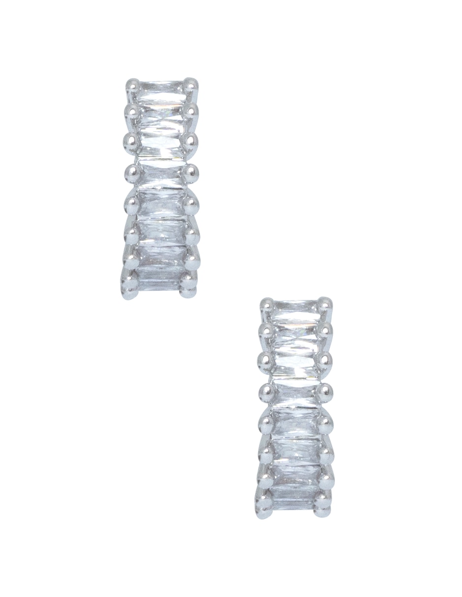 Aretes circulares con acabado brillante zirconia