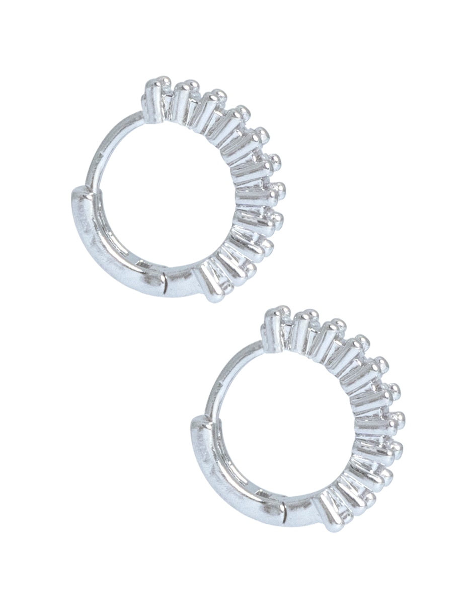 Aretes circulares con acabado brillante zirconia 2