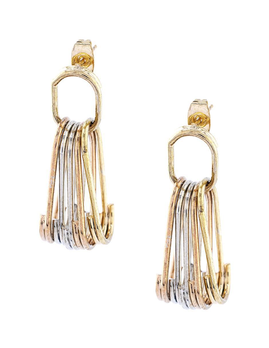 Aretes ovalados con acabado chapa de oro Aretes ovalados con acabado chapa de oro
