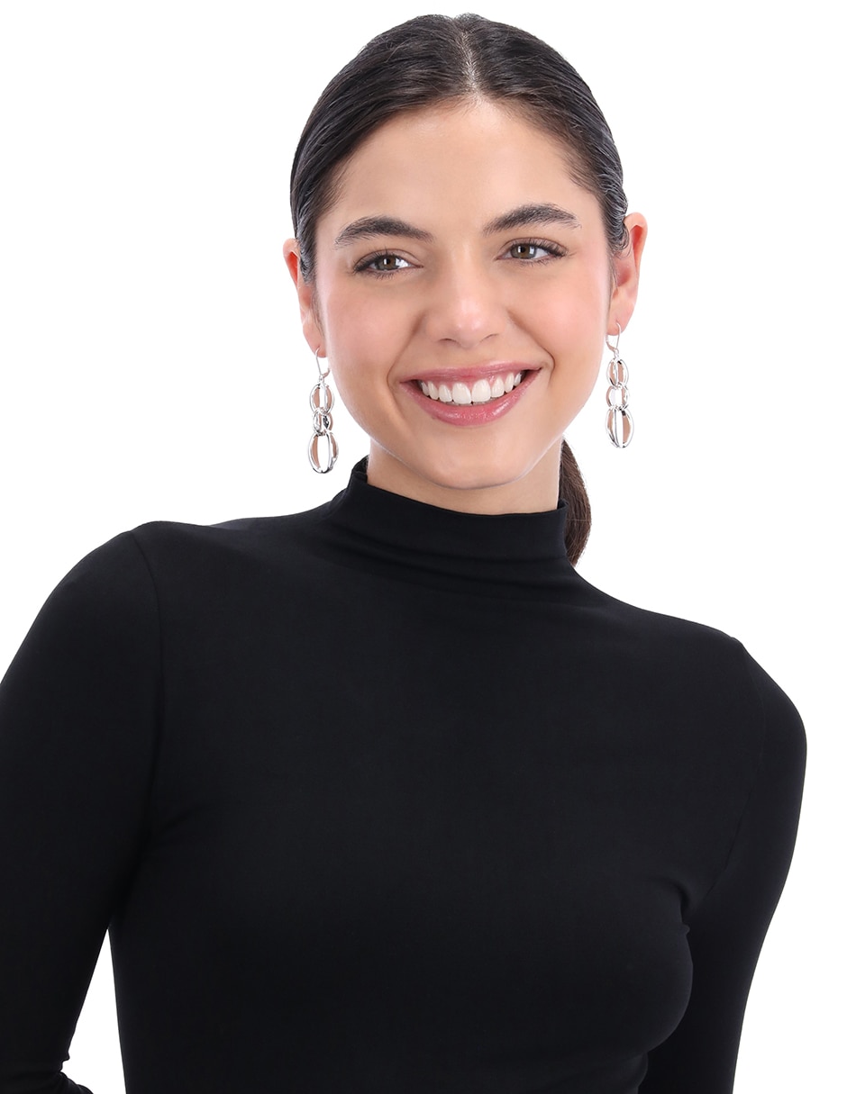 Aretes circulares con acabado brillante 3