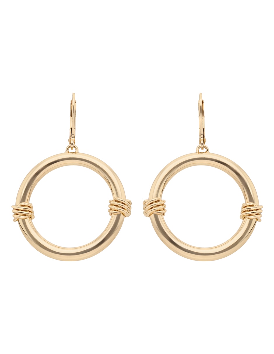 Aretes de círculo con acabado brillante