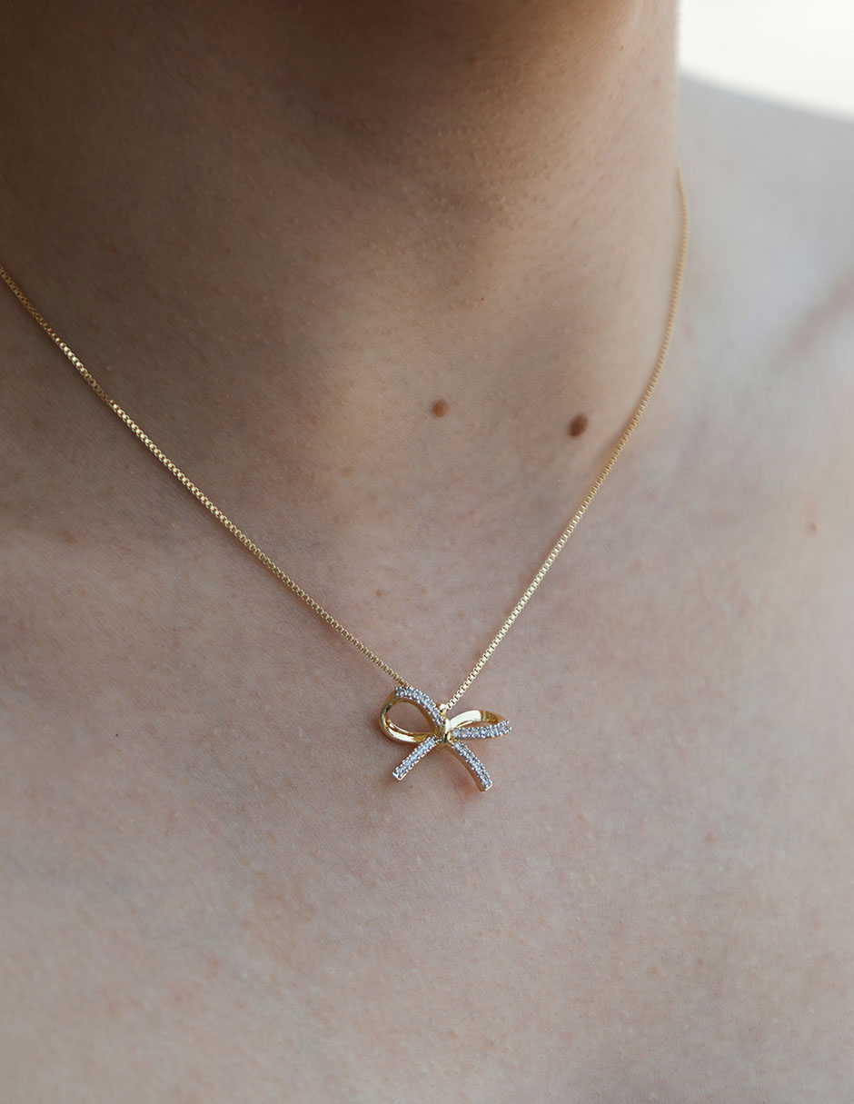 Collar de moño 18 K 4