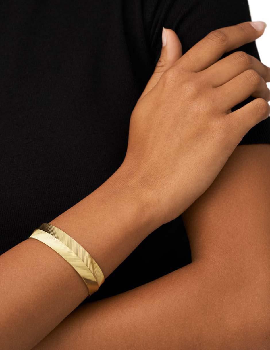 Brazalete Harlow con acabado brillante 4