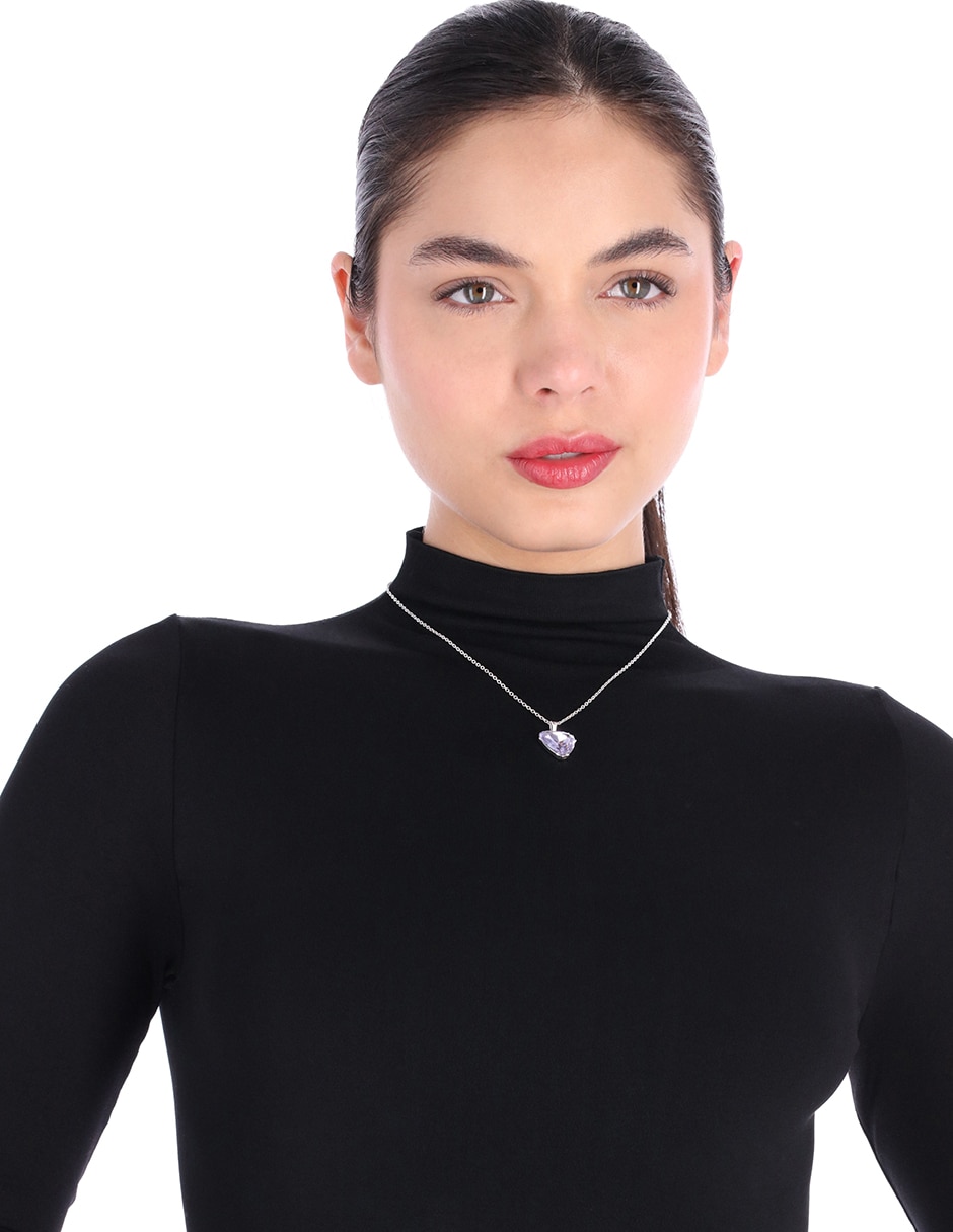 Collar con dije Box 3
