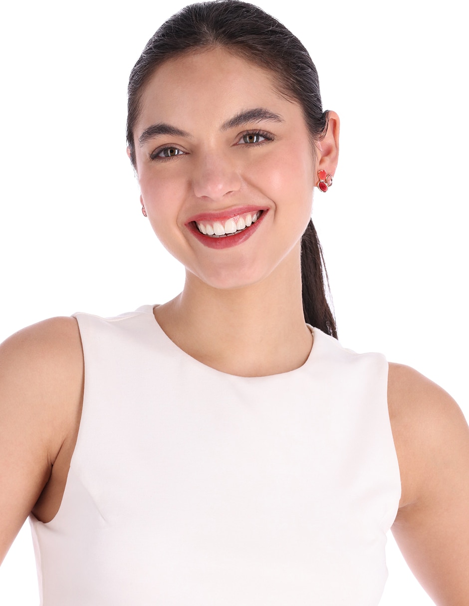 Aretes de óvalo con acabado brillante 3