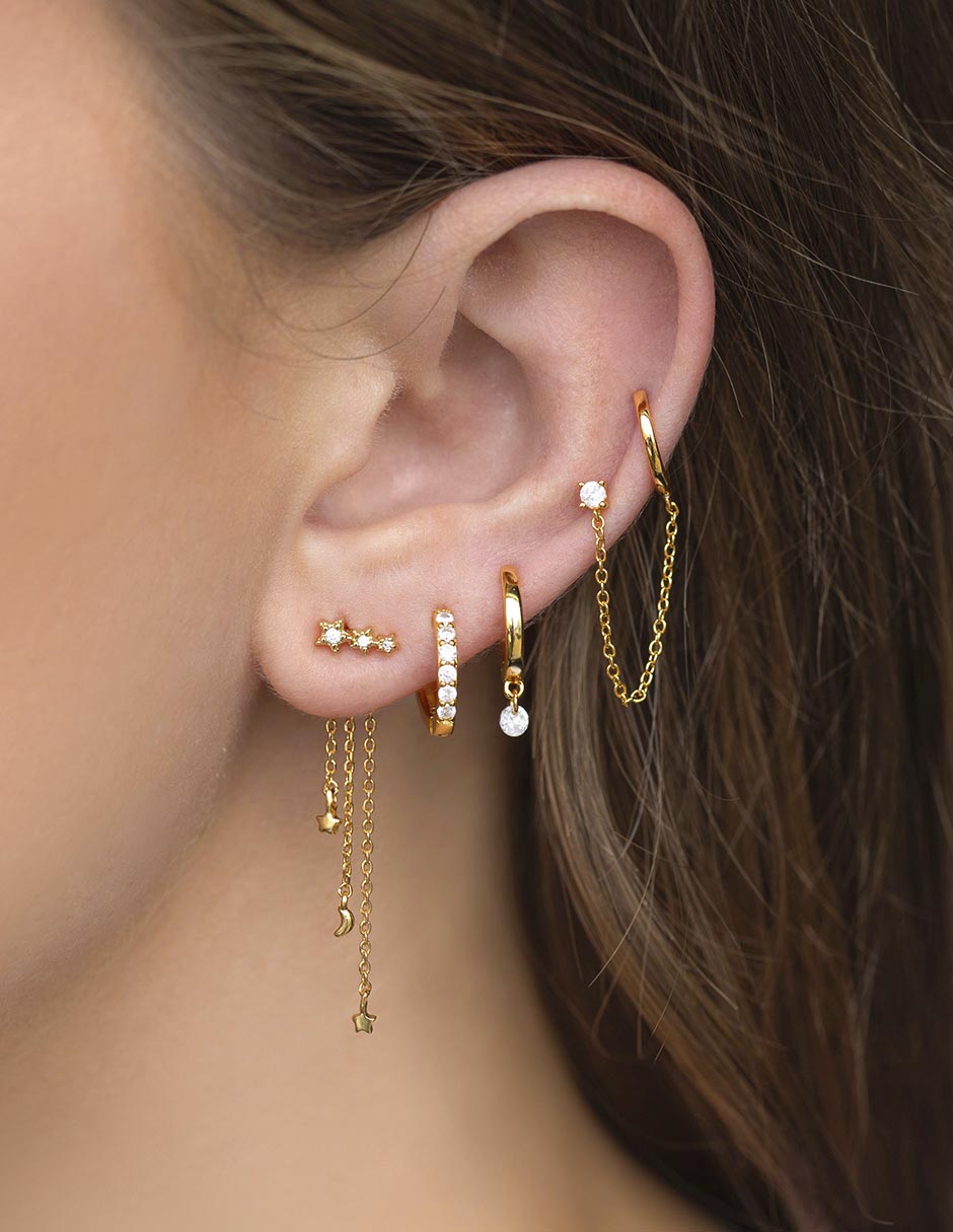 Aretes cortos Star Hoops 18 k con acabado chapa de oro zirconia cúbica 2