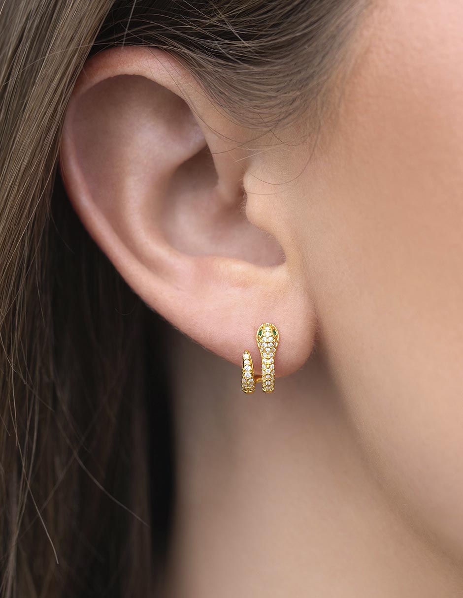 Aretes cortos Snake Pavé 18 k con acabado chapa de oro zirconia cúbica 2
