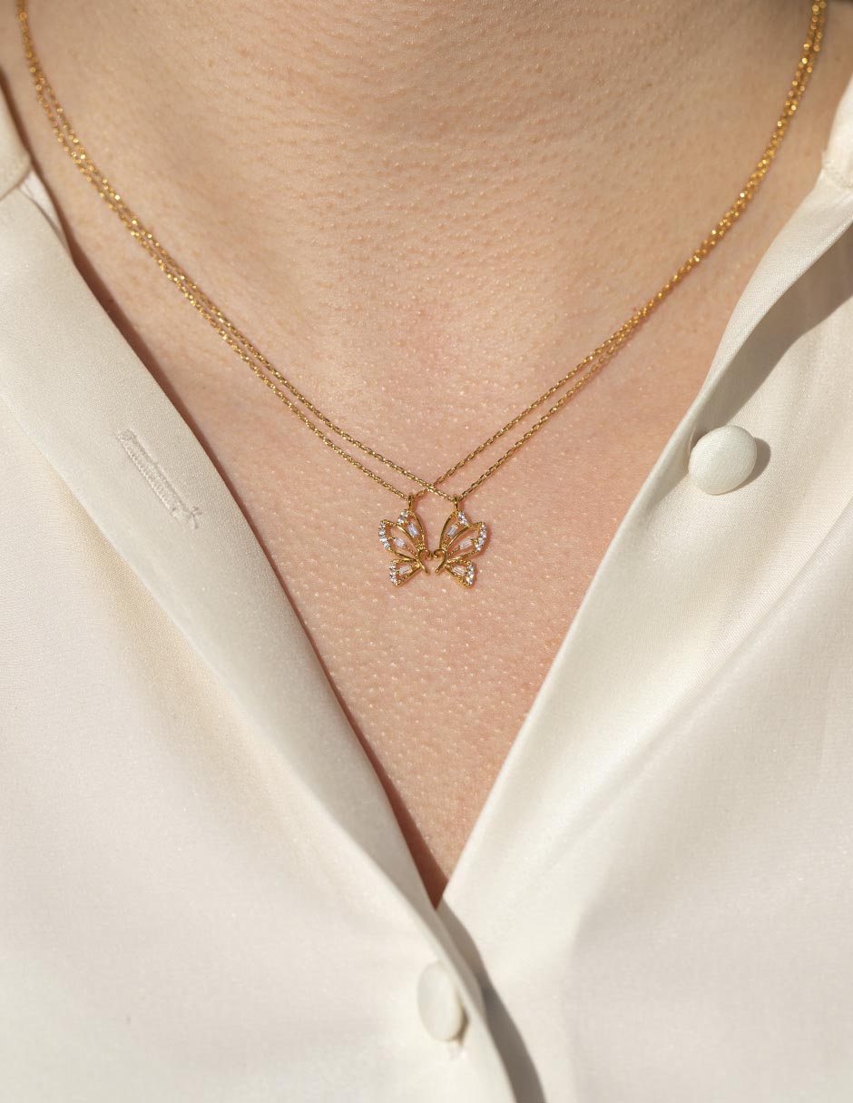 Collar con dije de mariposa Garden 18 K 3