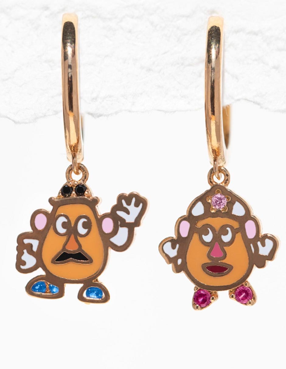 Aretes cortos Señor y señora cara de papa Pixar 18 K con acabado chapa de oro 4